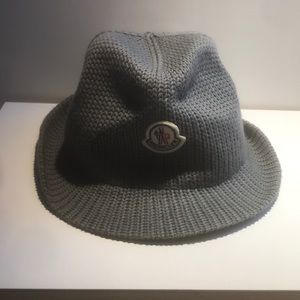 Moncler grey knitted hat